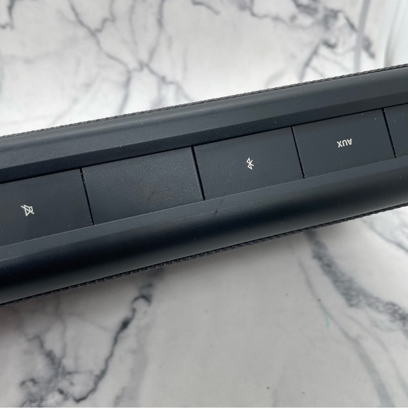 Bose SoundLink Bluetooth Mobile Speaker II Dark Gray Nylon with Box Cord Manual - Picture 7 of 12